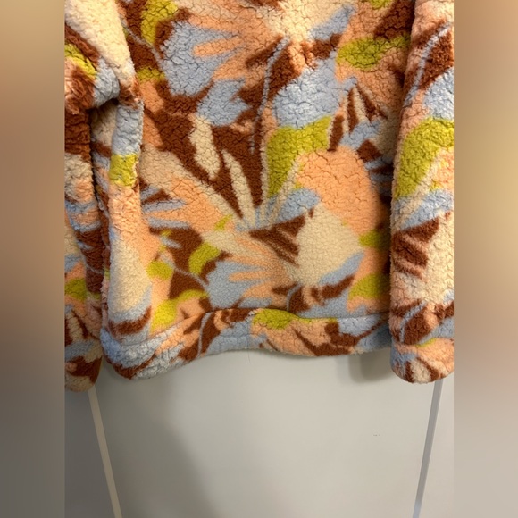 Like New ROXY Bonfires on the Beach Half-Zip - Picture 8 of 10